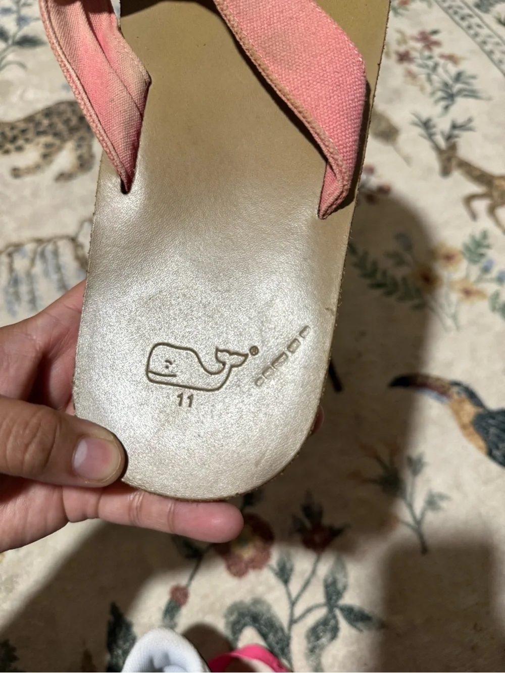 Vineyard vines Pink Canvas Flip Flops with Tan Footbed 11